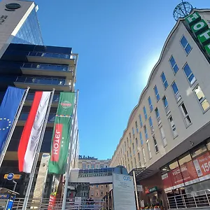 Gromada Centrum Отель Варшава