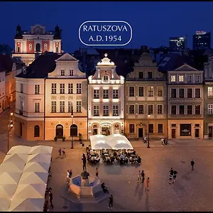 Ratuszova Stary Rynek Old Market Square Premium & Restaurant Ad 1954 Апартаменты Познань